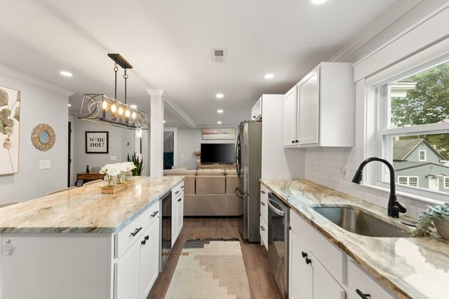 474 Central St, Saugus, MA 01906