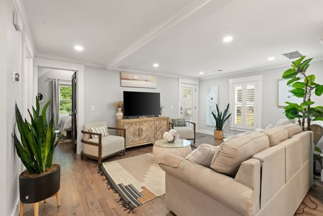 474 Central St, Saugus, MA 01906