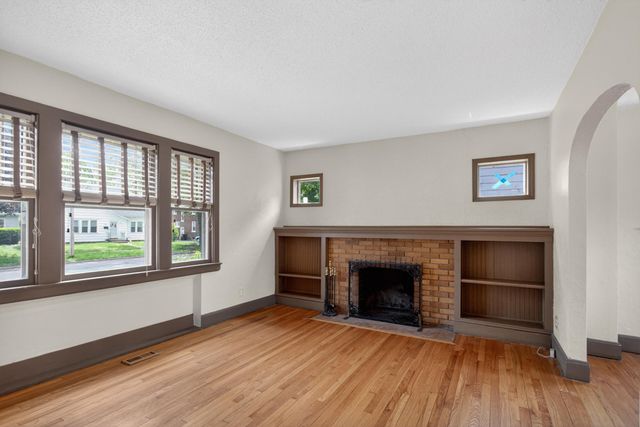 716 Sixth Street, Jackson City, MI 49203