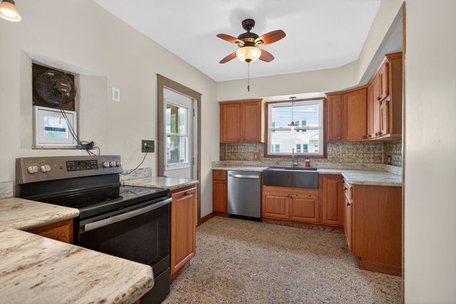716 Sixth Street, Jackson City, MI 49203