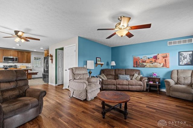 1834 Highlander Drive, Xenia, OH 45385
