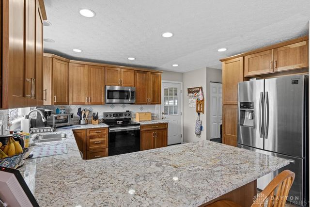 1834 Highlander Drive, Xenia, OH 45385