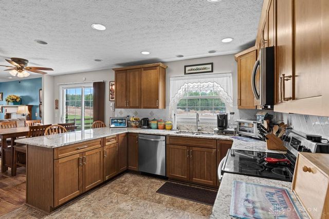 1834 Highlander Drive, Xenia, OH 45385