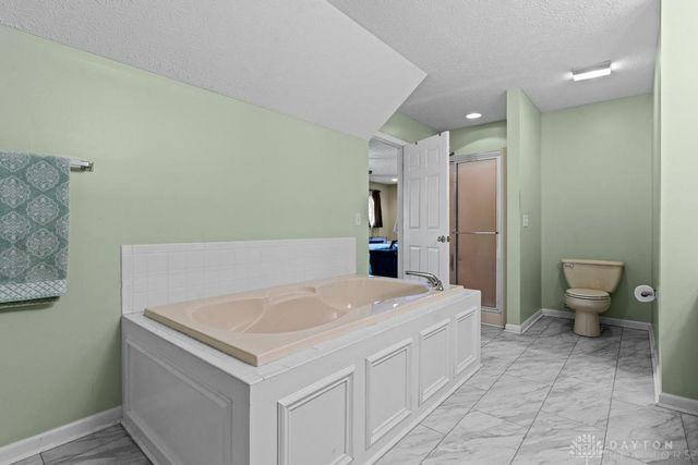 1834 Highlander Drive, Xenia, OH 45385