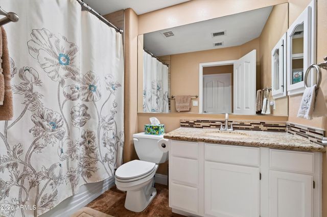 2734 E VISTA Drive, Phoenix, AZ 85032