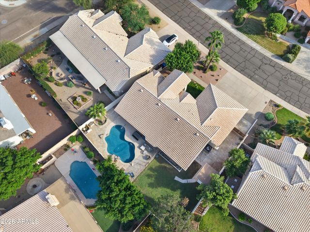 2734 E VISTA Drive, Phoenix, AZ 85032