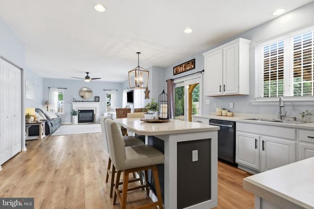 235 N ALLWOOD DR, Hanover, PA 17331