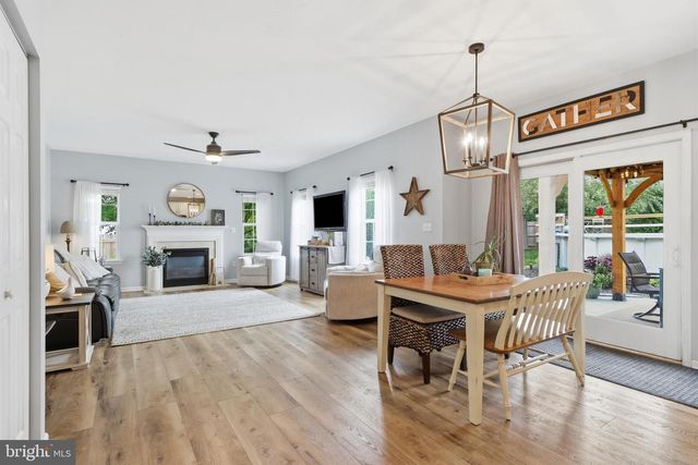 235 N ALLWOOD DR, Hanover, PA 17331