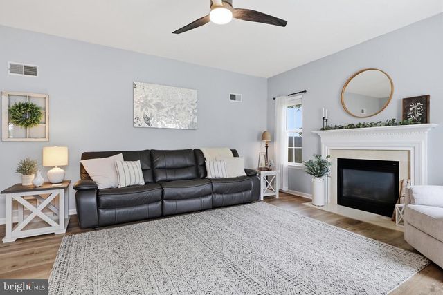 235 N ALLWOOD DR, Hanover, PA 17331