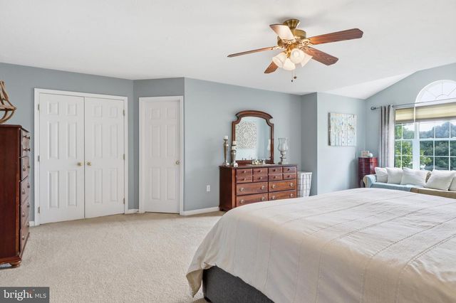 235 N ALLWOOD DR, Hanover, PA 17331