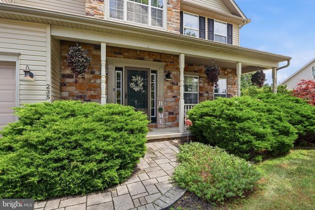 235 N ALLWOOD DR, Hanover, PA 17331