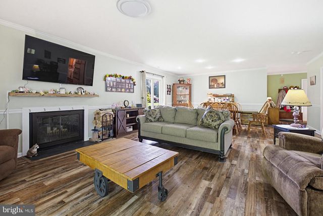 20 BEECHTREE LN, Mountville, PA 17554