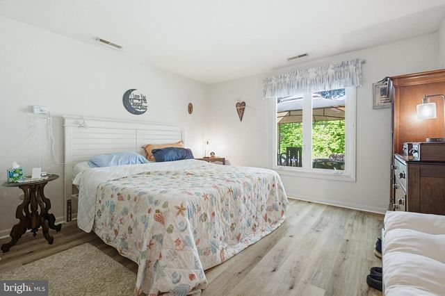 20 BEECHTREE LN, Mountville, PA 17554