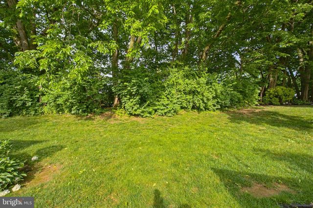 20 BEECHTREE LN, Mountville, PA 17554