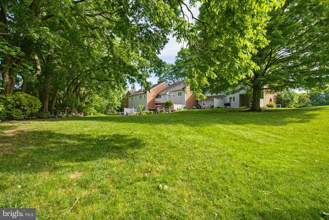 20 BEECHTREE LN, Mountville, PA 17554