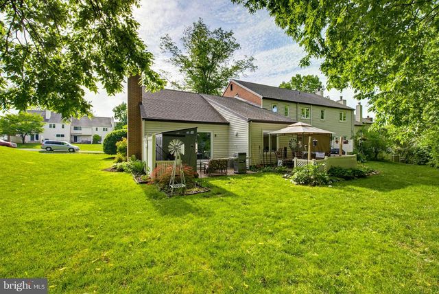 20 BEECHTREE LN, Mountville, PA 17554