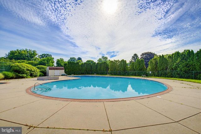 20 BEECHTREE LN, Mountville, PA 17554