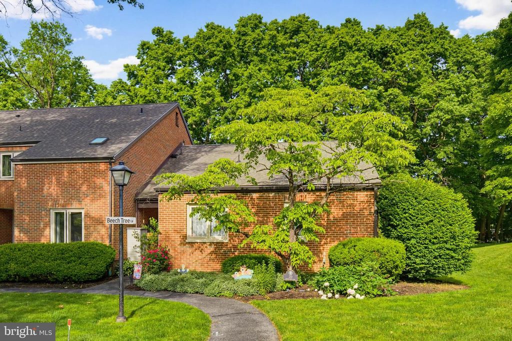 20 BEECHTREE LN, Mountville, PA 17554