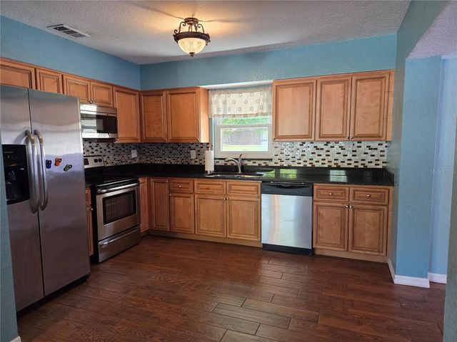 5814 20TH AVE S, Gulfport, FL 33707