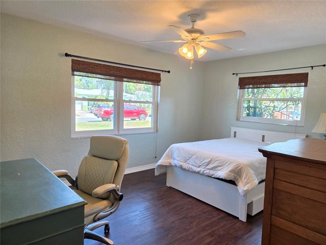 5814 20TH AVE S, Gulfport, FL 33707