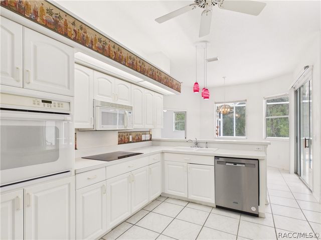 16 E Primula Court, Homosassa, FL 34446