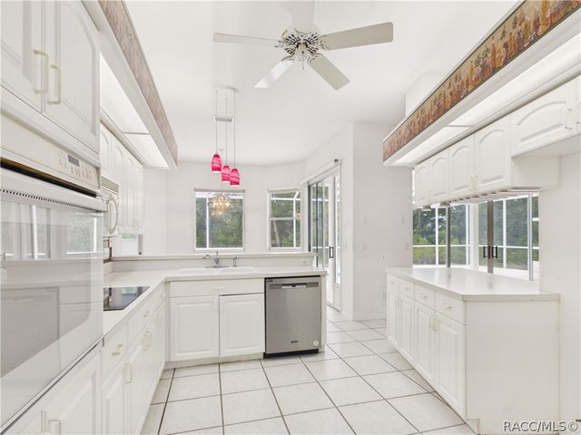 16 E Primula Court, Homosassa, FL 34446