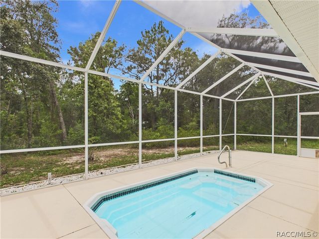 16 E Primula Court, Homosassa, FL 34446