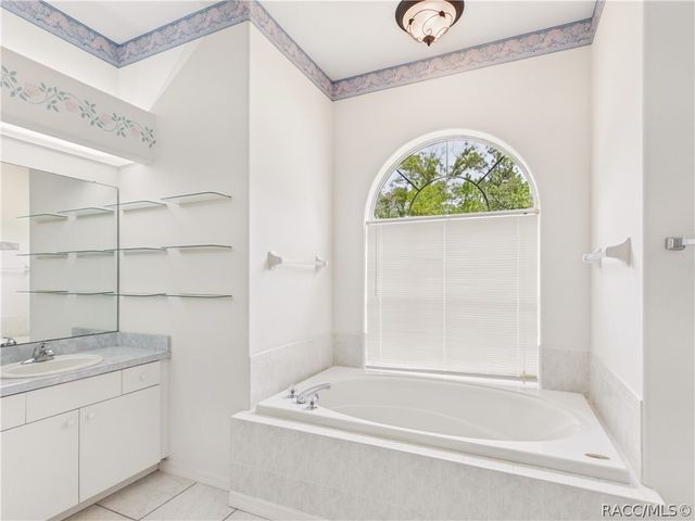 16 E Primula Court, Homosassa, FL 34446