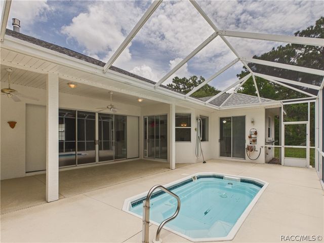16 E Primula Court, Homosassa, FL 34446