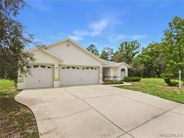 16 E Primula Court, Homosassa, FL 34446