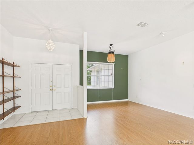 16 E Primula Court, Homosassa, FL 34446