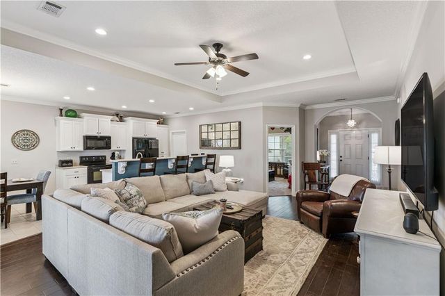 174 Majestic Oaks Drive, Brunswick, GA 31523
