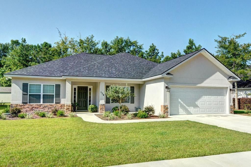 174 Majestic Oaks Drive, Brunswick, GA 31523