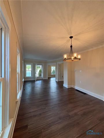 2142 Brookford Drive, Toledo, OH 43614