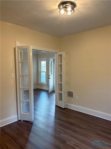 2142 Brookford Drive, Toledo, OH 43614