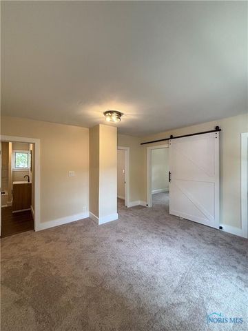 2142 Brookford Drive, Toledo, OH 43614