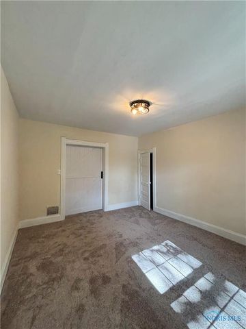 2142 Brookford Drive, Toledo, OH 43614