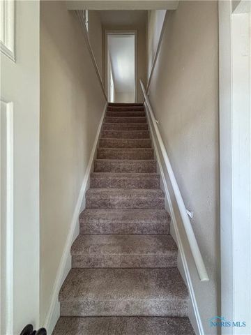 2142 Brookford Drive, Toledo, OH 43614