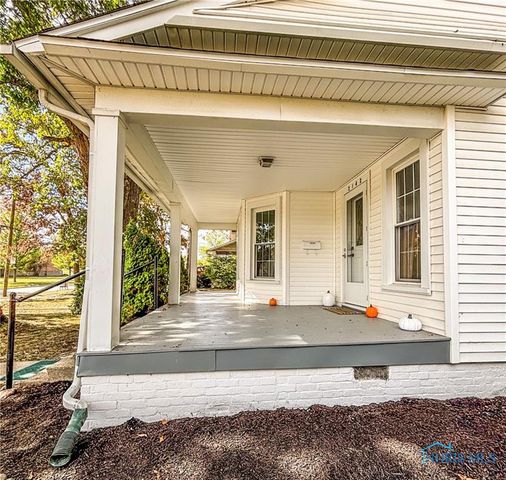 2142 Brookford Drive, Toledo, OH 43614