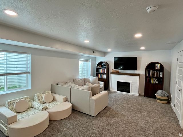 6135 N BOULTER PEAK LN, Eagle Mountain, UT 84005