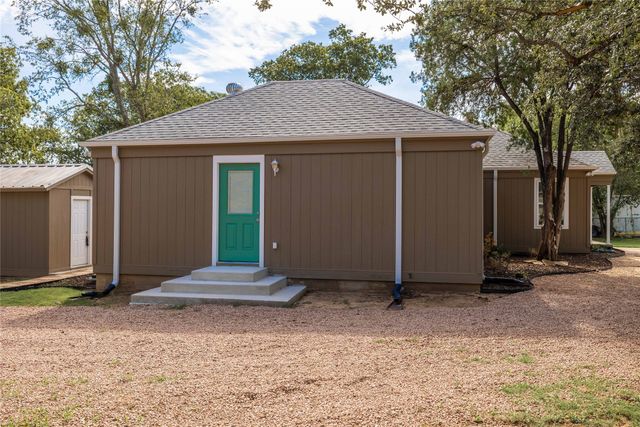 3602 Durham Avenue, Brownwood, TX 76801