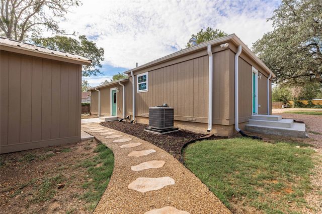 3602 Durham Avenue, Brownwood, TX 76801