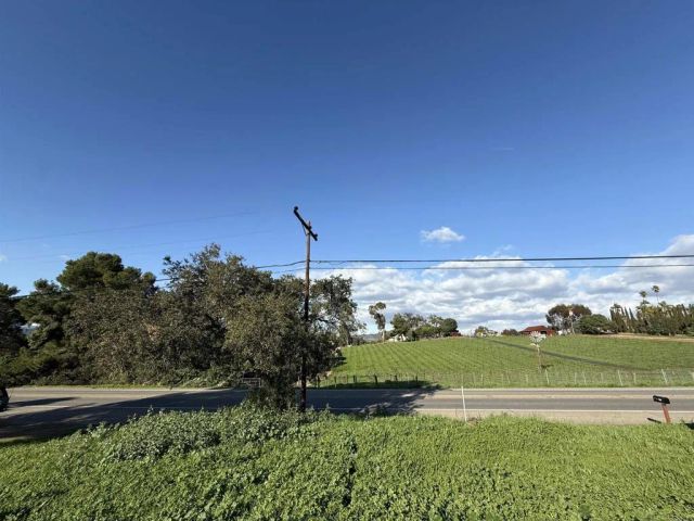 1851 E Mission, Fallbrook, CA 92028