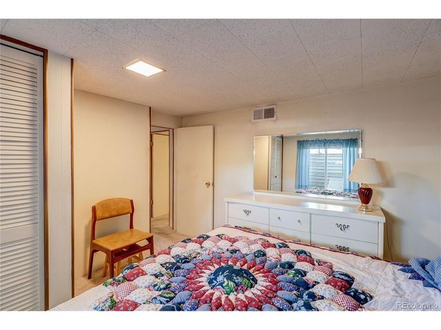 1026 W Princeton Pl, Englewood, CO 80110
