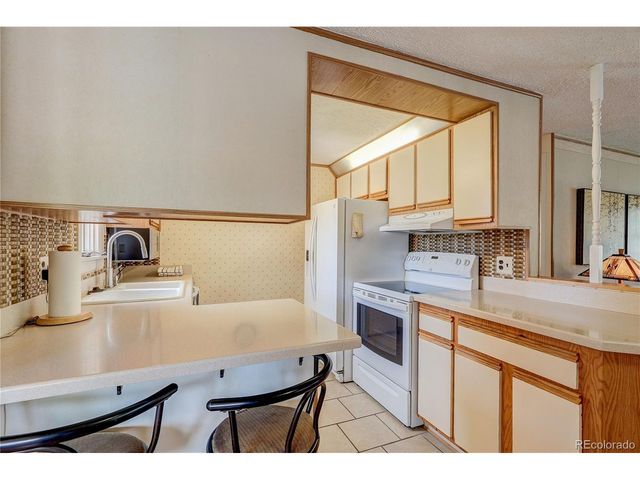 1026 W Princeton Pl, Englewood, CO 80110
