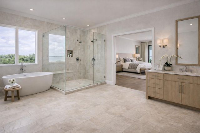 6043 BAYOU GRANDE BOULEVARD NE, St Petersburg, FL 33703
