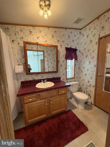 3013 WALNUT LN, Telford, PA 18969