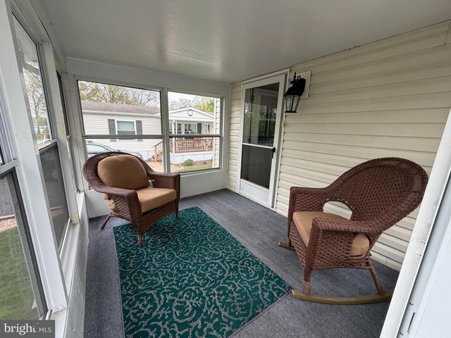 3013 WALNUT LN, Telford, PA 18969