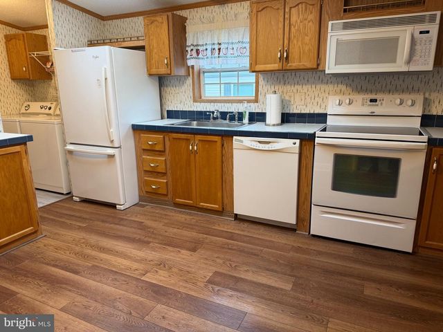 3013 WALNUT LN, Telford, PA 18969