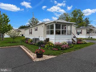 3013 WALNUT LN, Telford, PA 18969